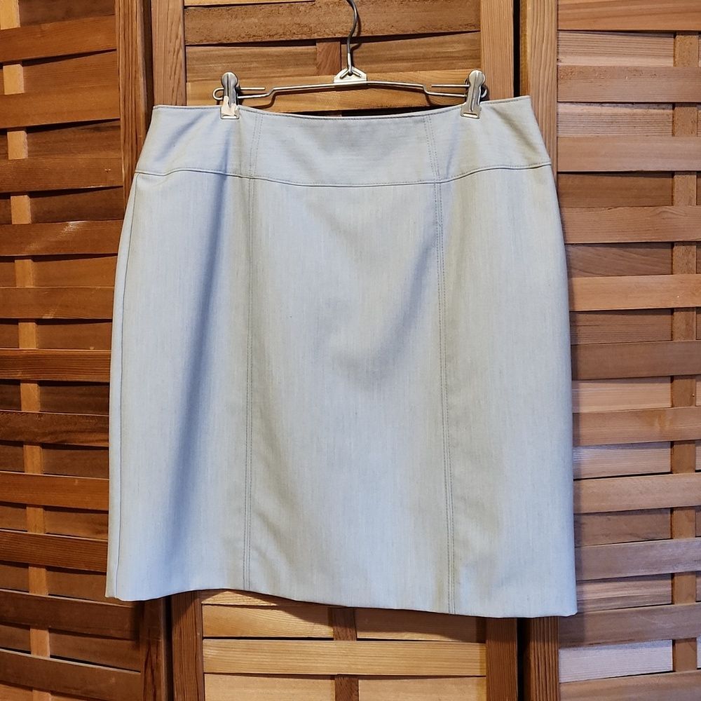 Worthington Light Gray Skirt Women's Size 16 Polyester Rayon Spandex